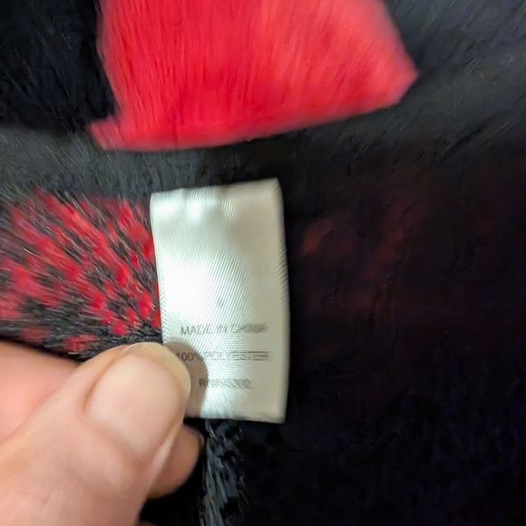 Black Lace Tank Top - Picture 2 of 2